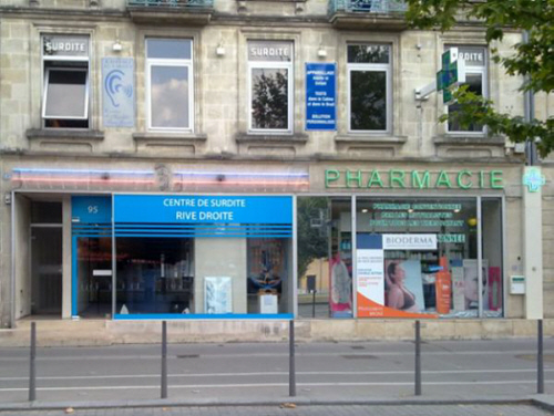 Photo de la vitrine du centre de Bordeaux